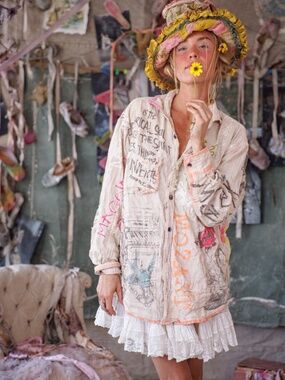 🌸NWT MAGNOLIA PEARL L’HOMIE BOYFRIEND SHIRT🌸